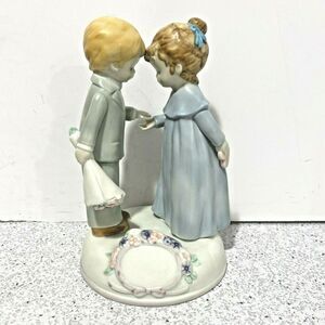 ENESCO Kinka Raecath 1989 Happy Couple Figurine Love Wedding Anniversary Gift
